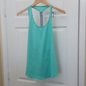Old Navy Other - Old Navy active tanks Old Navy Other - Old Navy active tanks